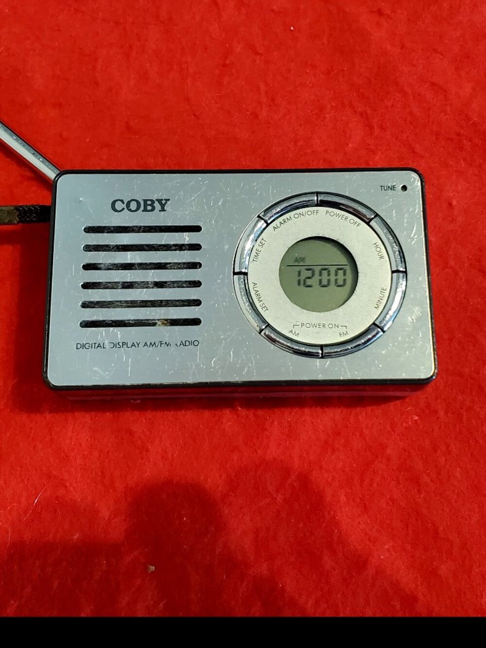 Vintage "COBY" Mini Clock Radio, Alarm, AM/FM, - Perfect Portable Performer A+